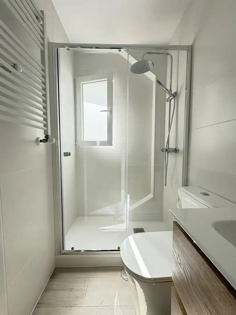 Flat to rent in Calle Ribota, imagen 11
