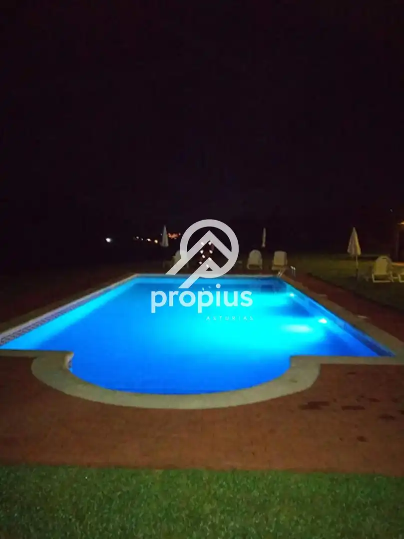 Piscina de Edifici en venda en Ribadedeva