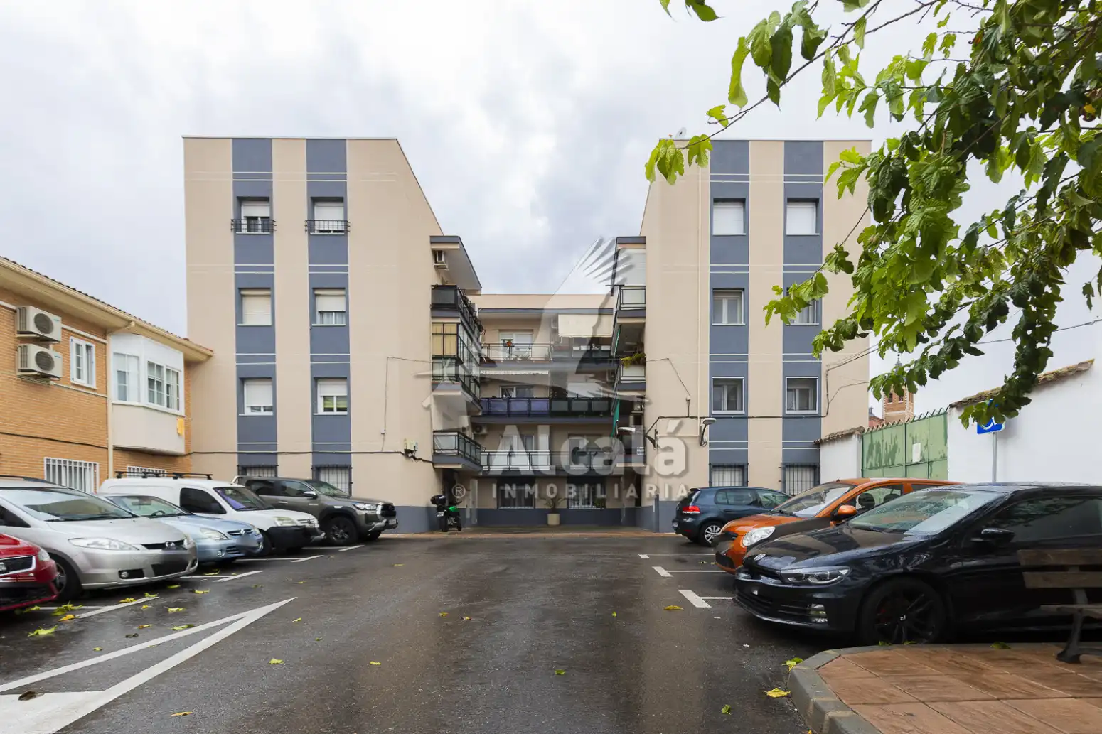 Vista exterior de Piso en venta en Meco pueblo