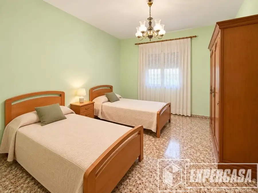 Bedroom of Houses for sale in Poble Nou