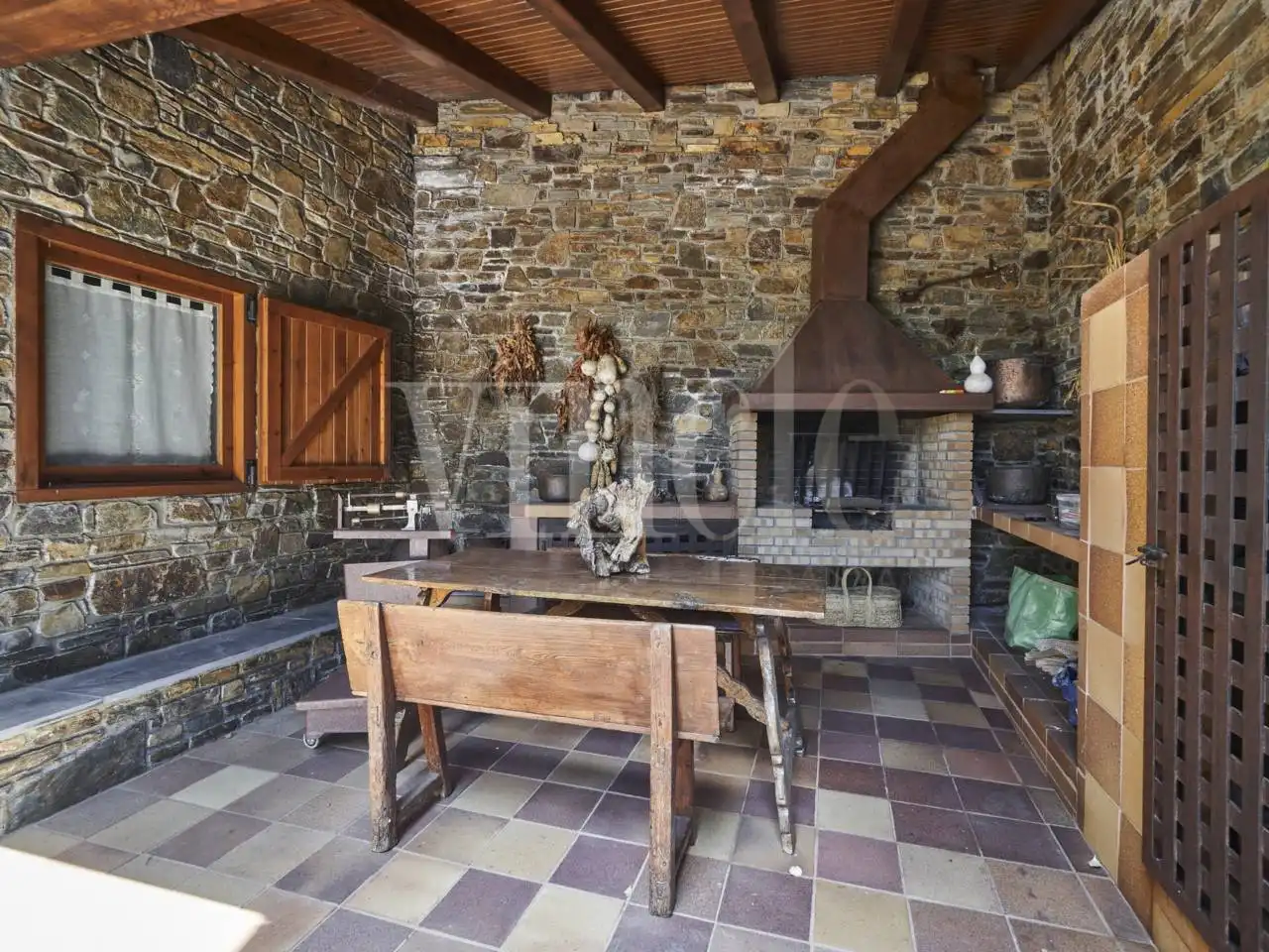 Cuina de Casa o xalet en venda en Prullans amb Calefacció, Jardí privat i Terrassa