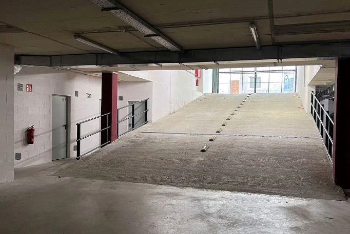 Garaje de alquiler en Carrer de Llull, 209, El Poblenou, Sant Martí