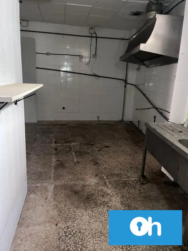 Local comercial en venda a Centro, imagen 6