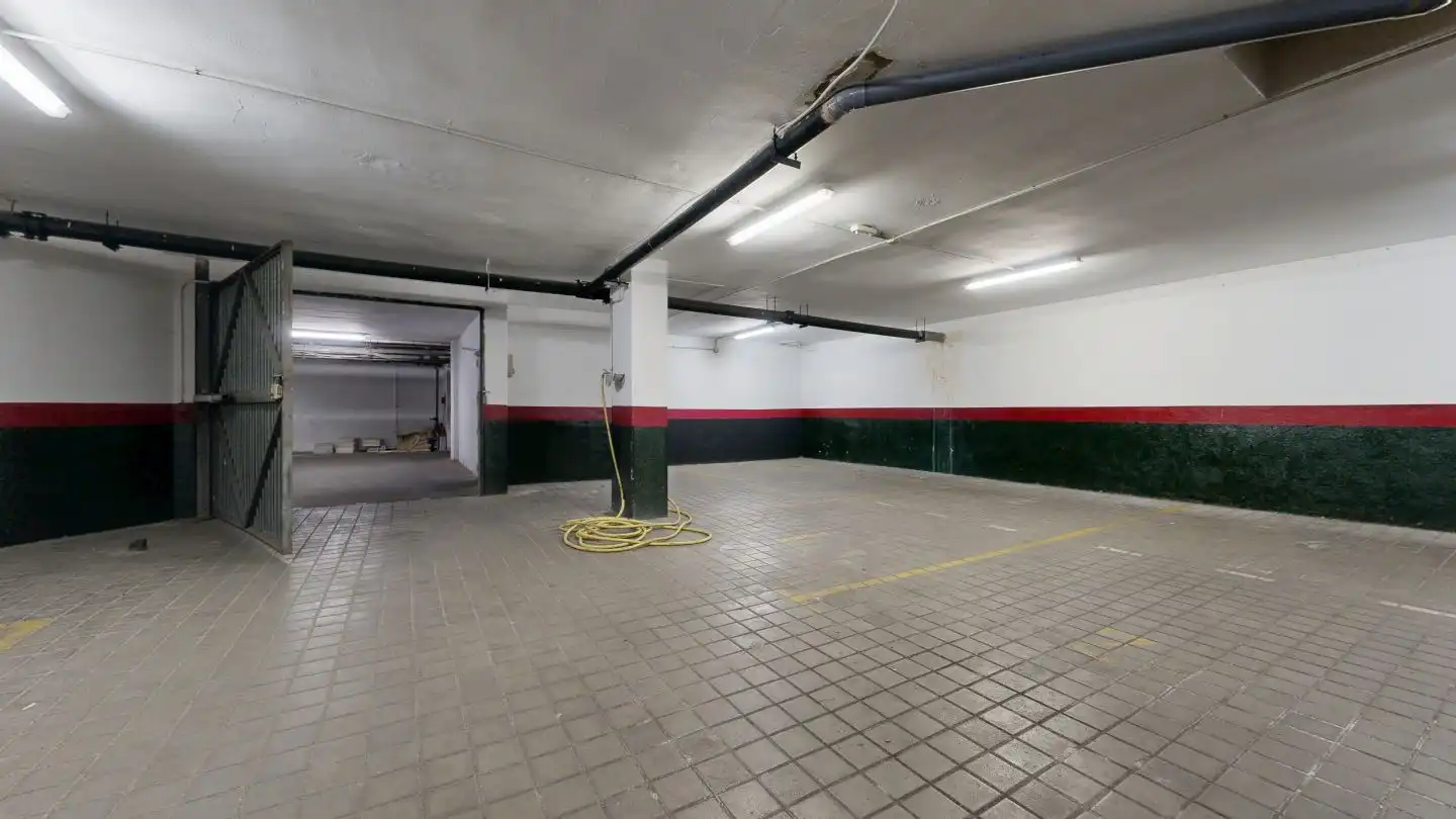 Parking of Office for sale in Madrid  with Air Conditioner, Heating and Storage room