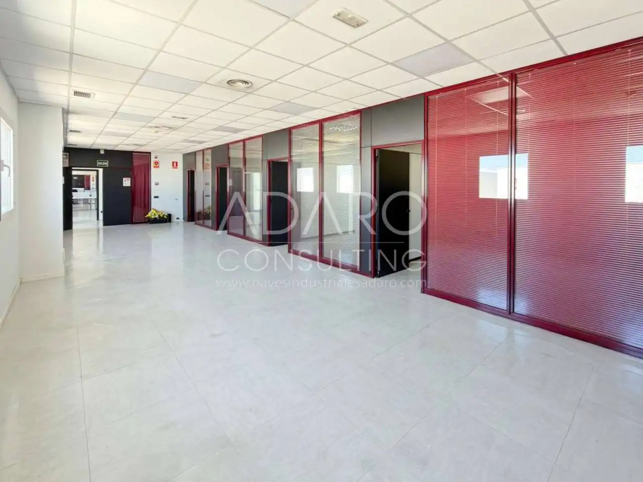 Nau industrial de lloguer a Calle Grabadores, imagen 16