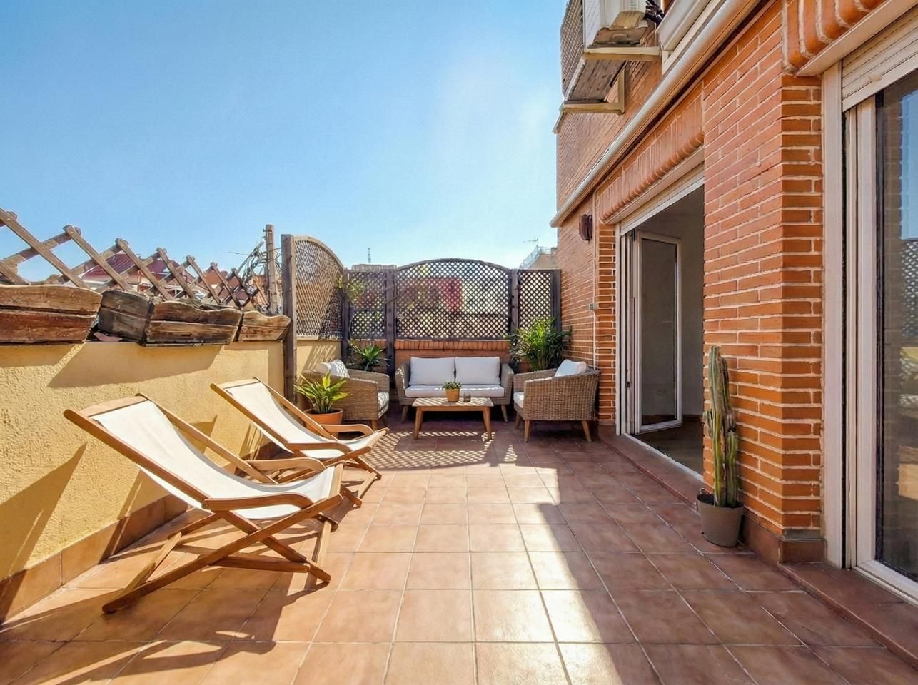 Terrassa de Àtic en venda en  Madrid Capital amb Aire condicionat, Calefacció i Jardí privat