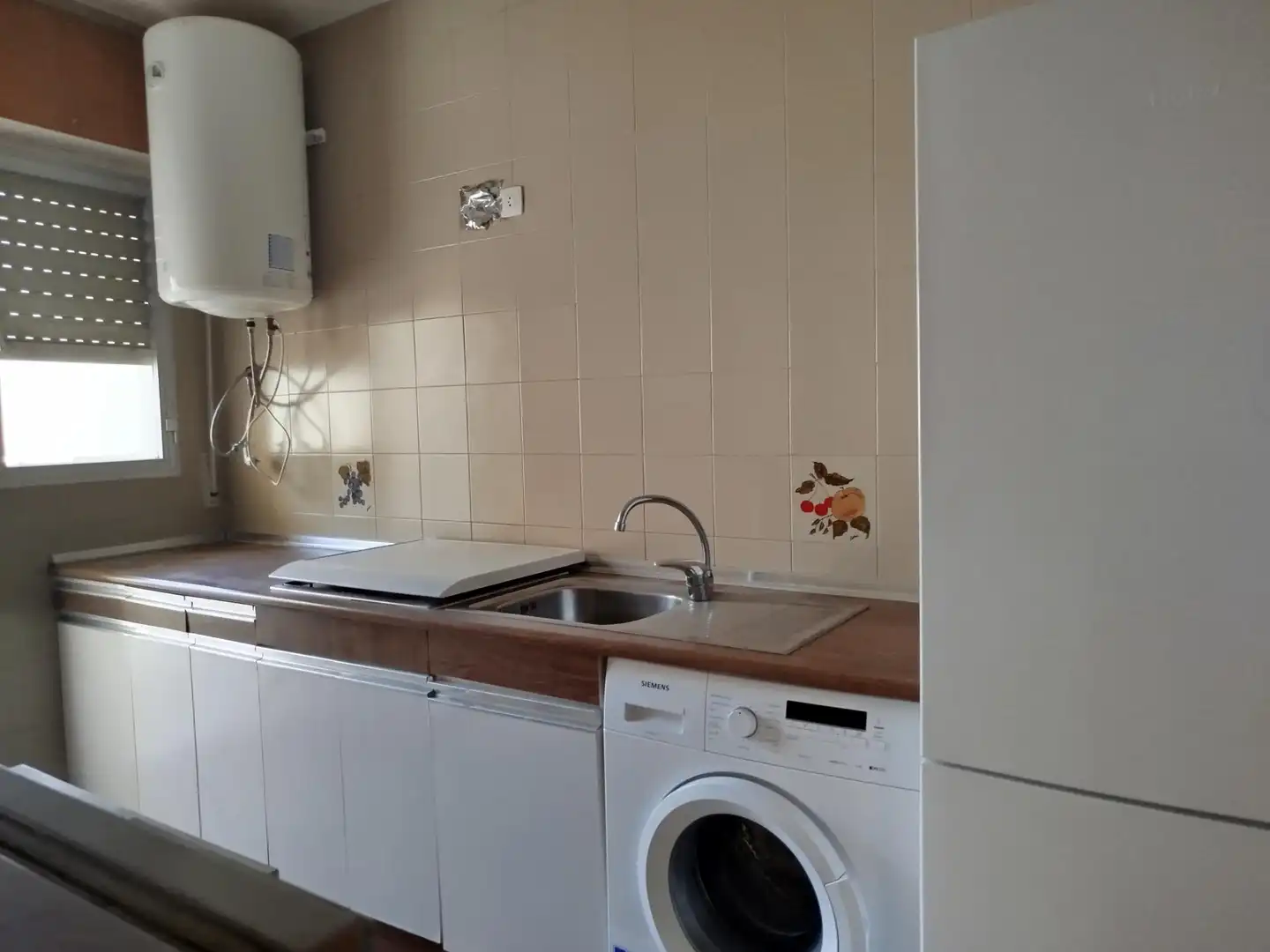 Cuina de Àtic en venda en Las Navas del Marqués  amb Calefacció i Terrassa