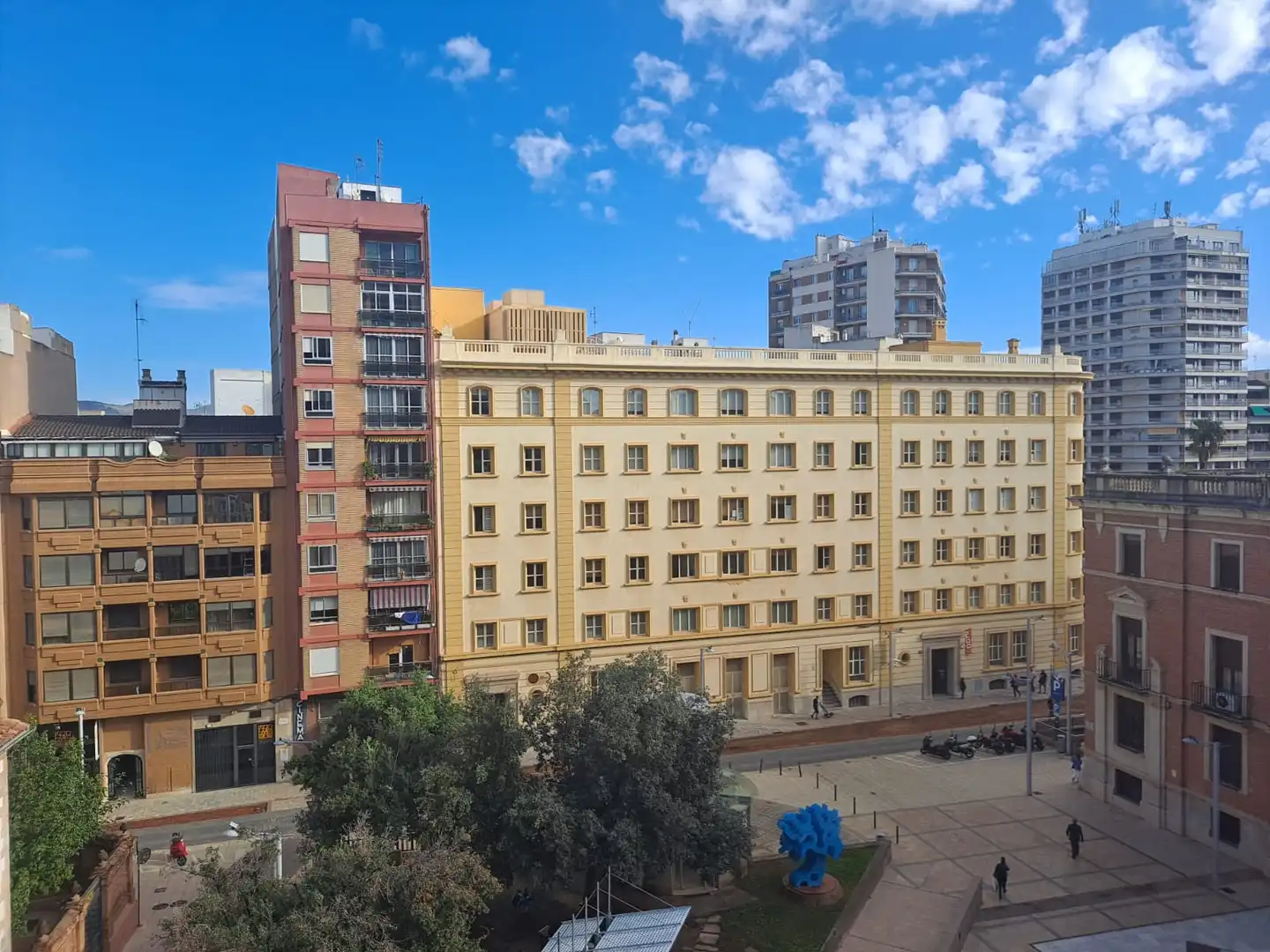 Vista exterior de Pis en venda en Castellón de la Plana / Castelló de la Plana amb Aire condicionat, Calefacció i Terrassa