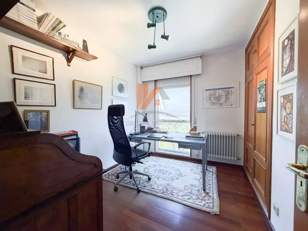 Casa adosada en venta en Brión con Jardín privado, Trastero y Horno