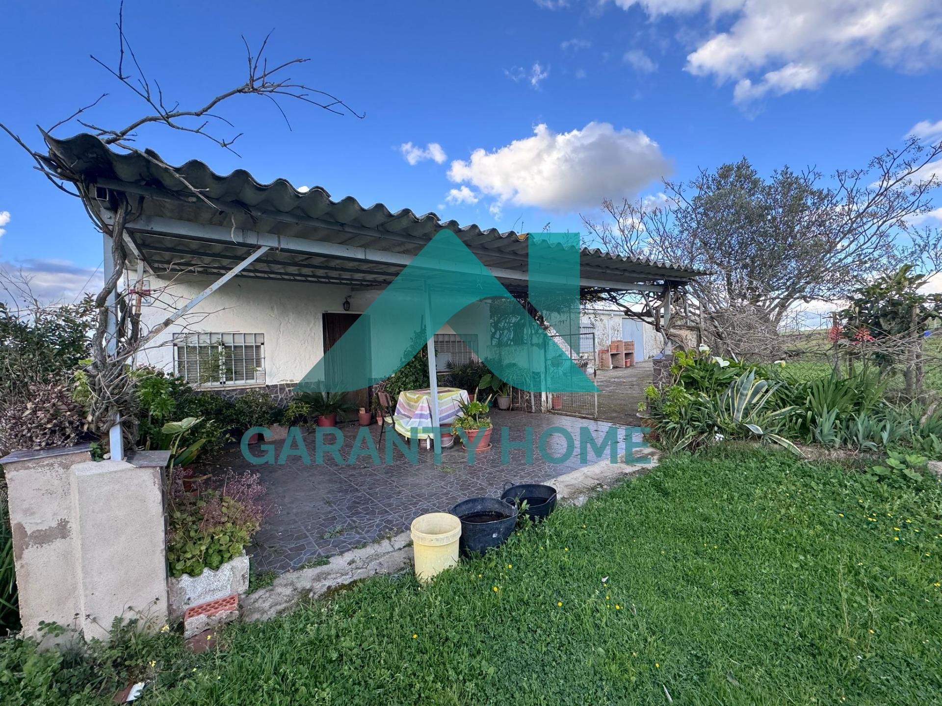 Vista exterior de Casa o xalet en venda en Cáceres Capital amb Aire condicionat i Traster