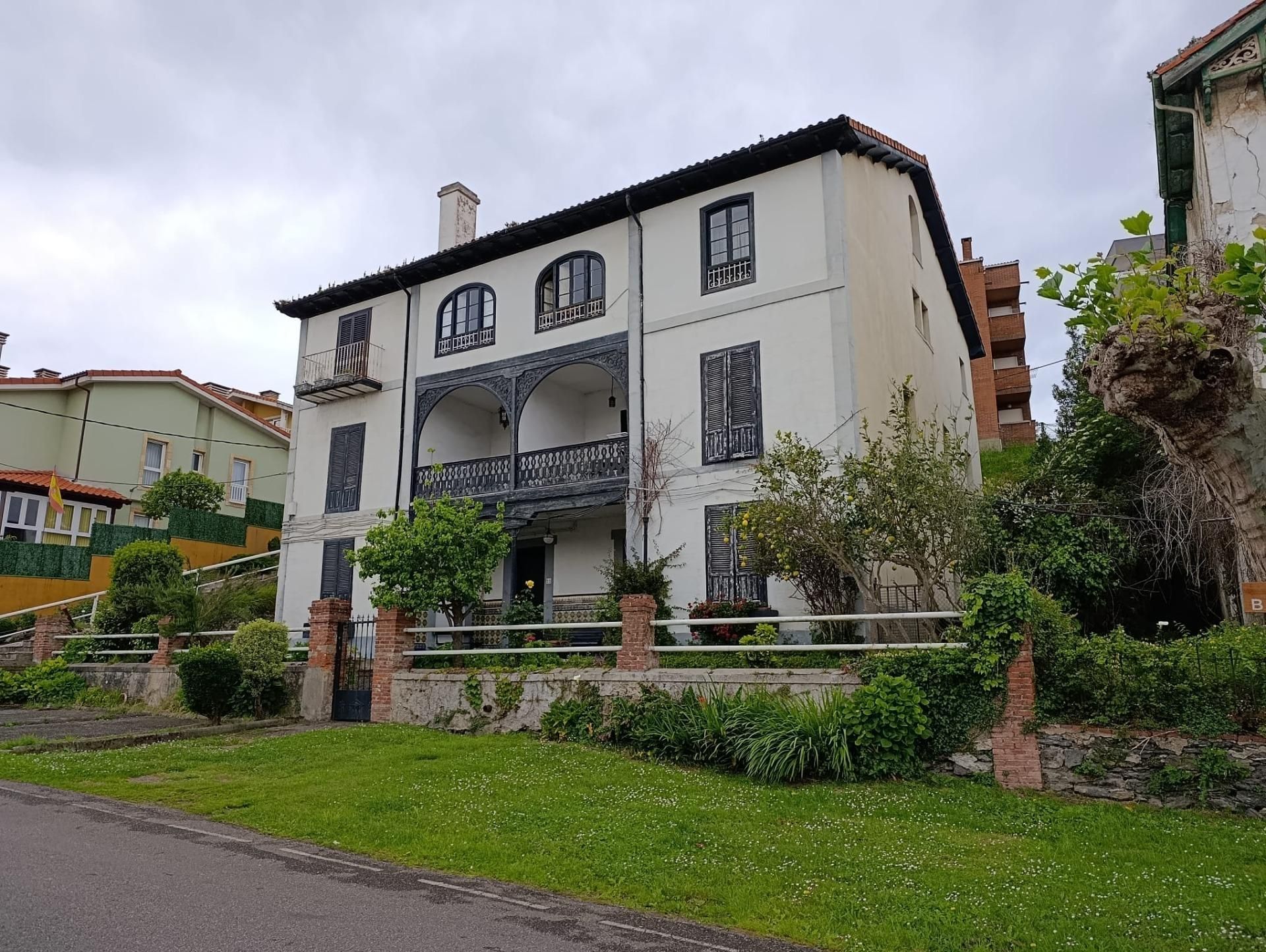 Vista exterior de Piso en venta en Castrillón con Calefacción y Trastero