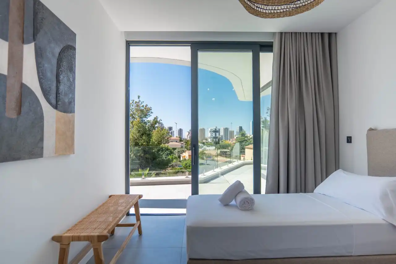 Chalet con terraza en venta en Marisol Park - Ortembach - Los Almendros, imagen 13