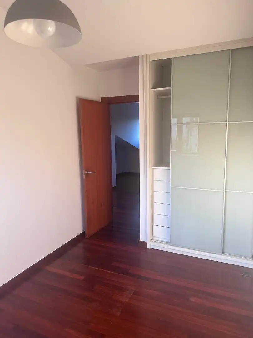 Casa adosada en venda en Marina de Cudeyo amb Calefacció i Jardí privat