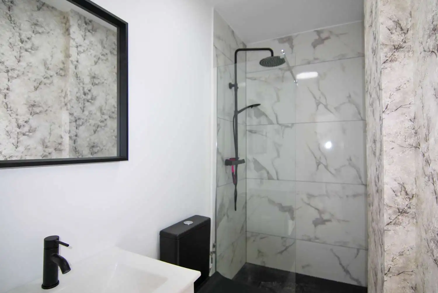 Badezimmer von Maisonette zum Verkauf in Salobreña mit Terrasse und Möbliert