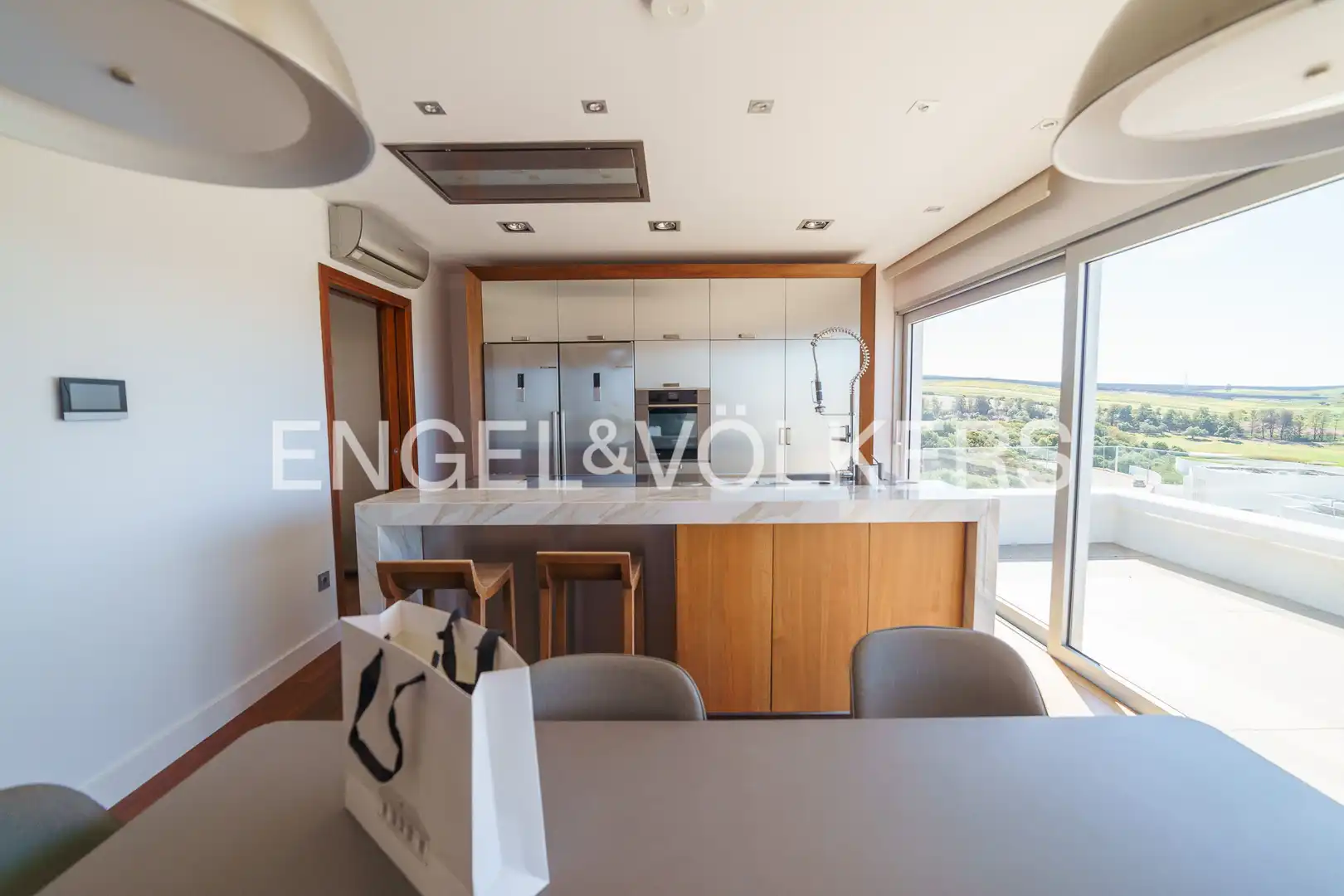 Kitchen of Houses for sale in Jerez de la Frontera  with Air Conditioner, Heating and Private garden