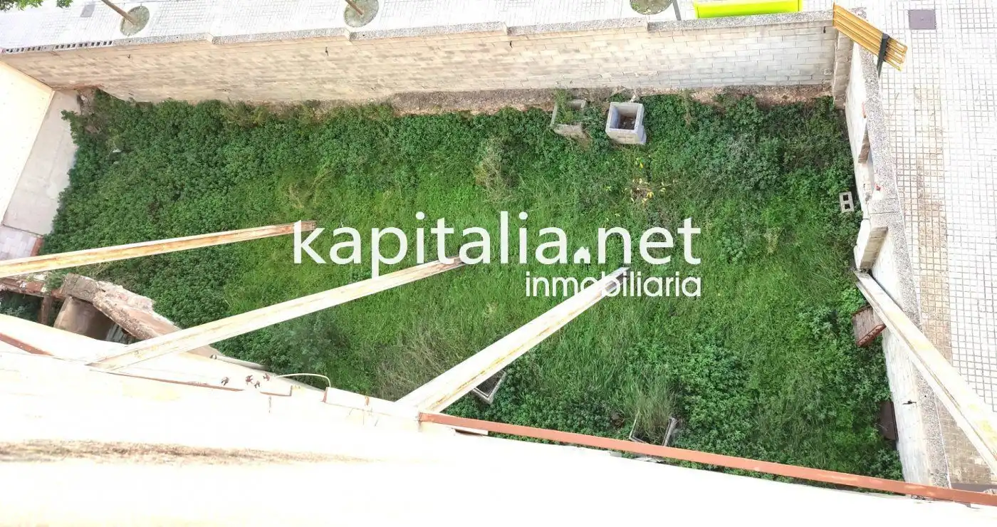 Edificio en venta en Ontinyent