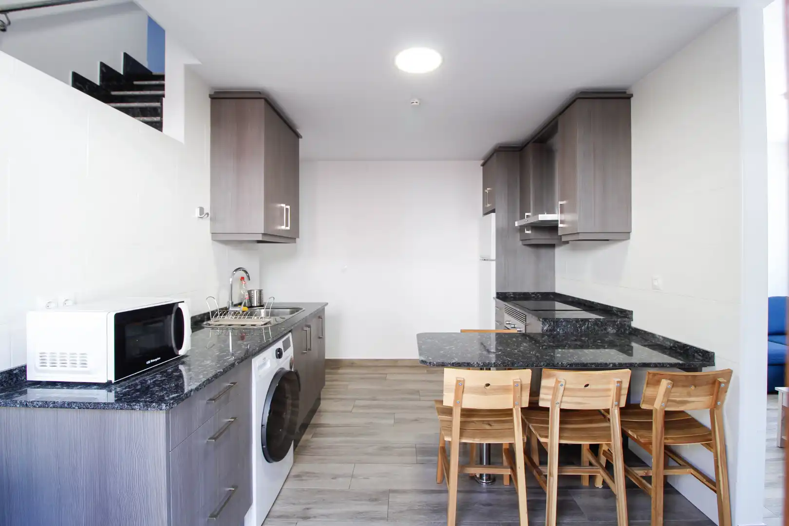 Casa pareada con jardín en venta en Avenida Pablo VI 1, imagen 3