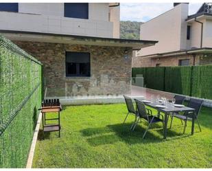 Terrasse von Einfamilien-Reihenhaus miete in Argoños  mit Terrasse und Schwimmbad