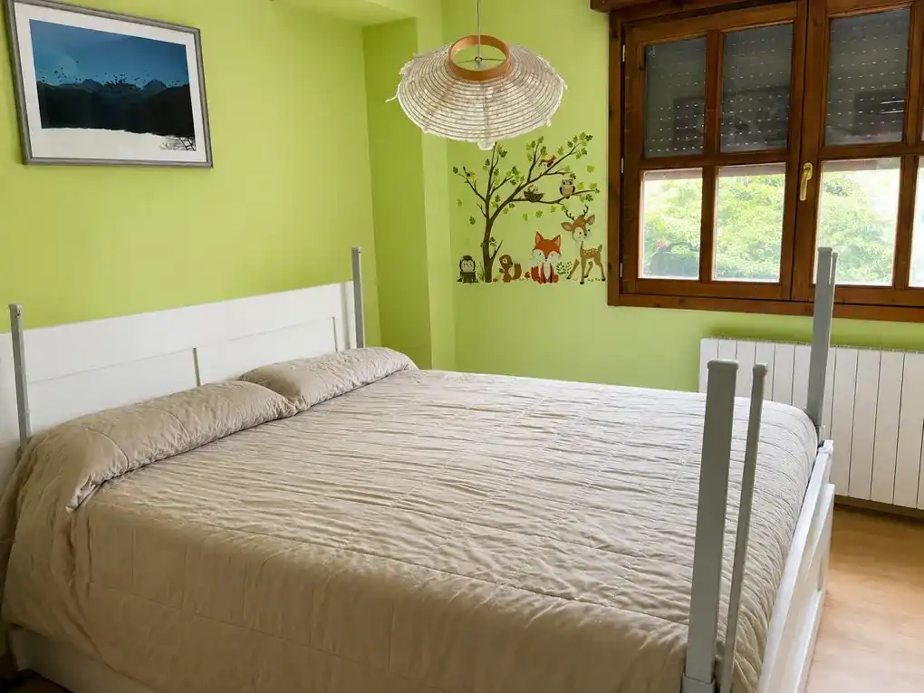 Habitación de Casa o chalet en venta en Llanes con Calefacción, Jardín privado y Terraza