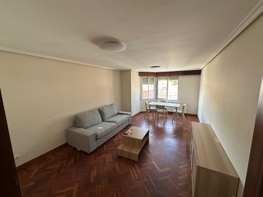 Apartment with lift to rent in Avenida del Cid Campeador