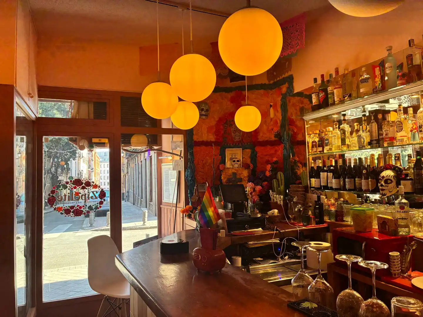 Local en traspaso en Calle de Calatrava, Palacio