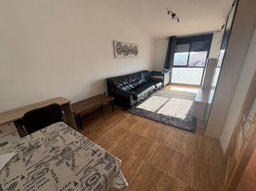 Flat for sale in Plaza Mayor 1