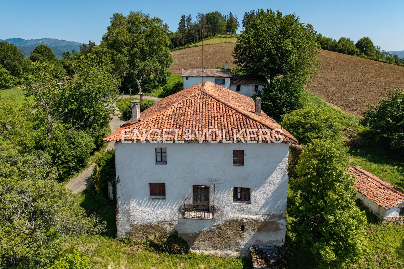 Exterior view of Houses for sale in Orendain  with Heating and Private garden