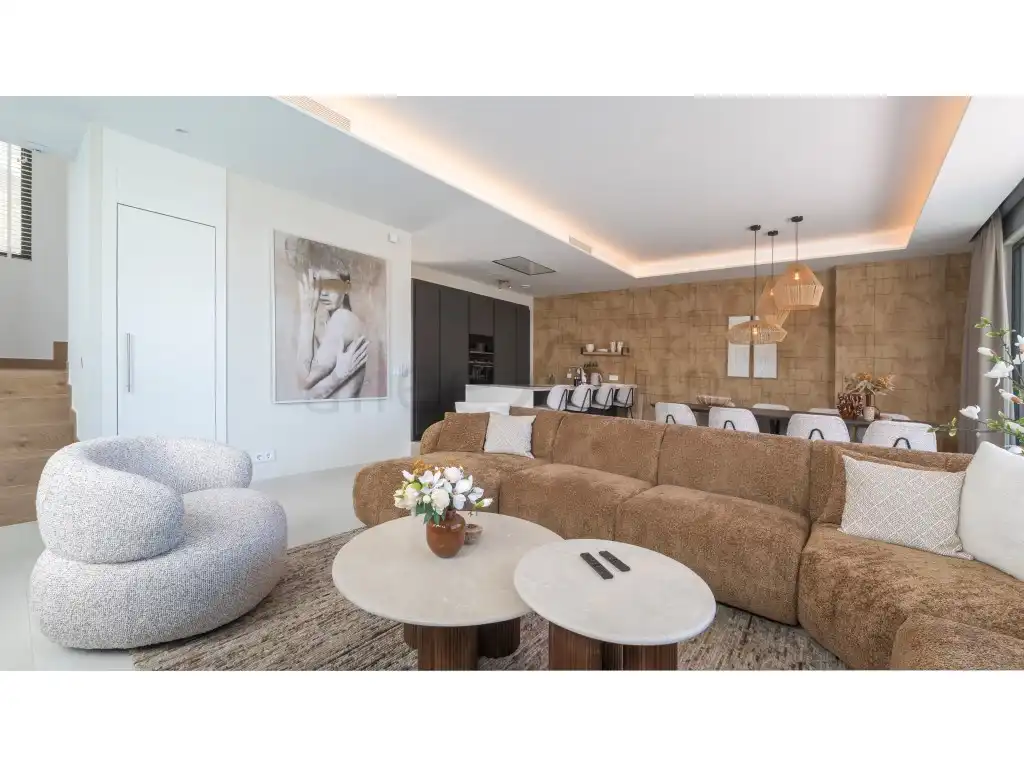 House with pool for sale in Calle Pecana, imagen 16