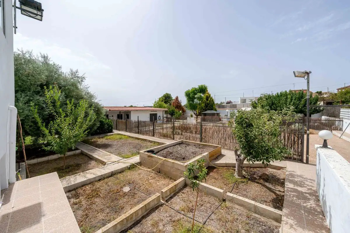 Garden of Houses for sale in Albatera  with Air Conditioner, Heating and Private garden