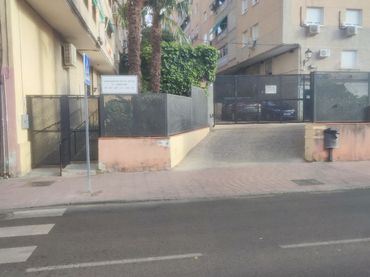 Piso con piscina en venta en Calle Libertad 43