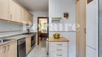 Kitchen of Flat for sale in L'Hospitalet de Llobregat  with Air Conditioner, Heating and Terrace