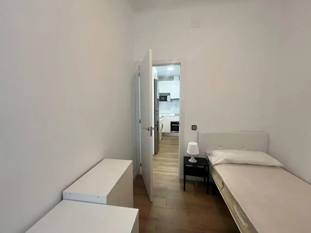 Bedroom of Flat for rent in Madrid