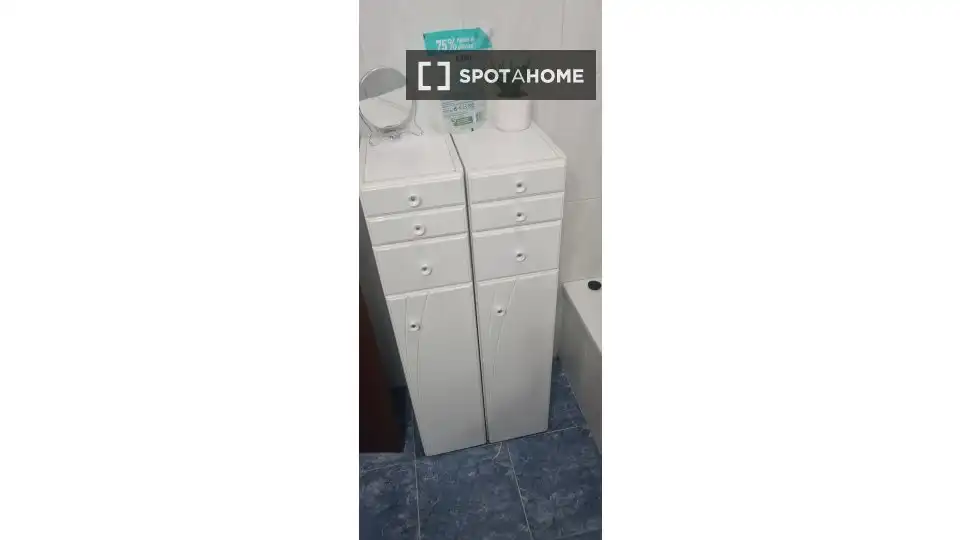 Habitación de Piso para compartir en Vigo  con Aire acondicionado, Terraza y Amueblado
