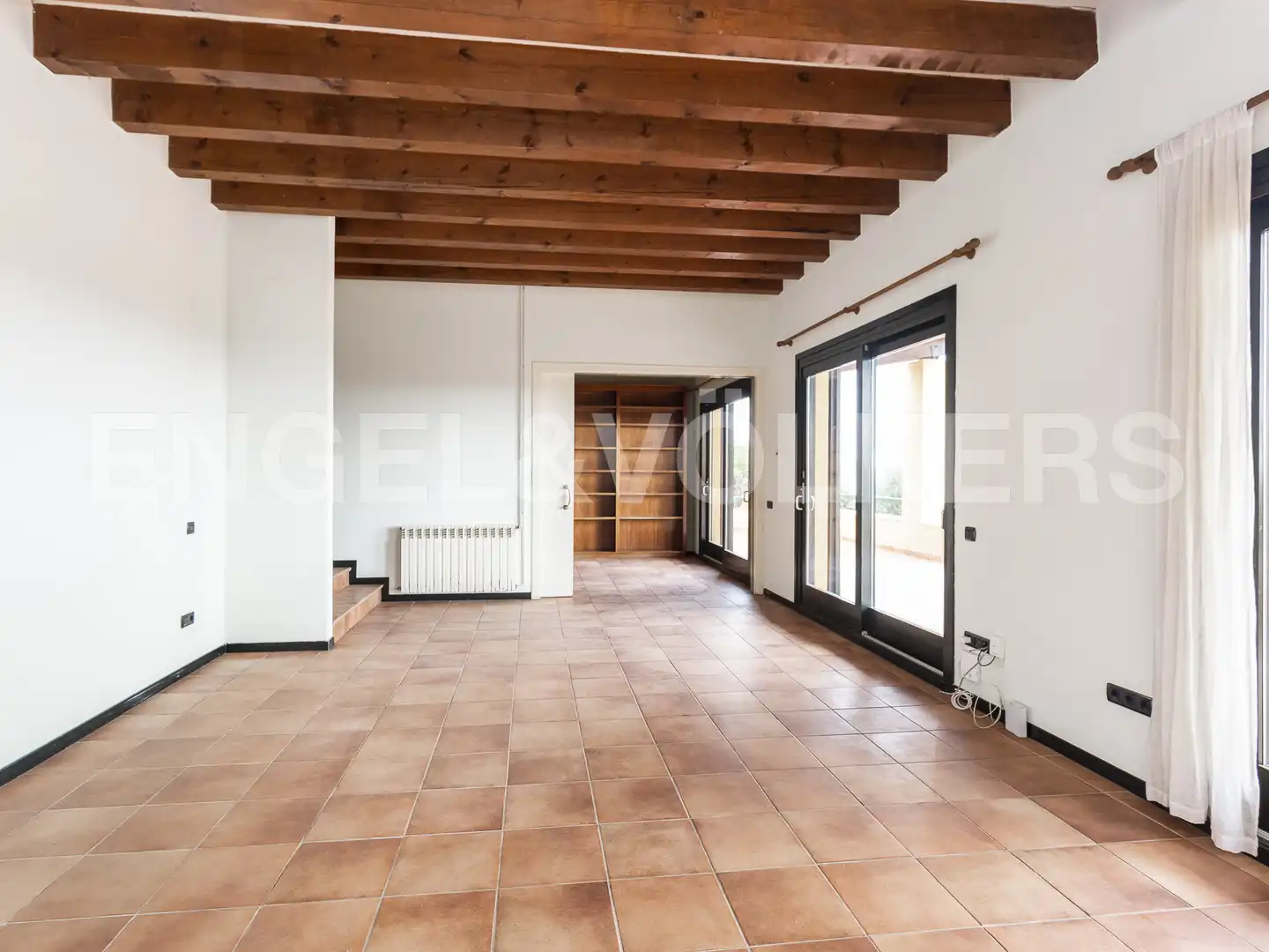 Sala de estar de Casa o chalet de alquiler en Sitges con Calefacción, Jardín privado y Terraza