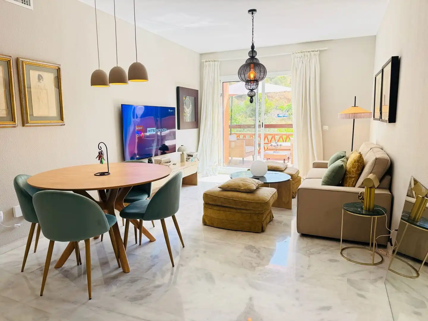 Sala d'estar de Apartament de lloguer en Elviria - Cabopino
