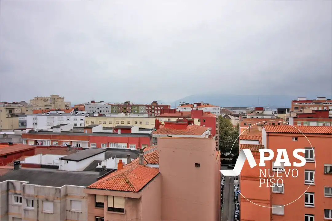 Vista exterior de Pis en venda en Cuatro Caminos