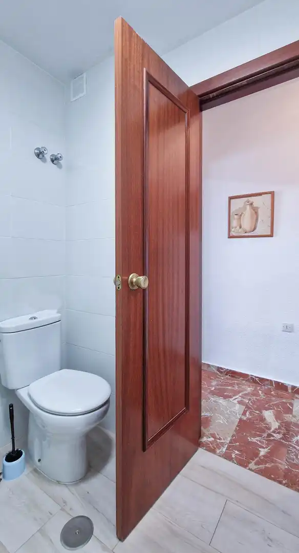Badezimmer von Wohnung zur Miete in Badajoz mit Möbliert und Balkon