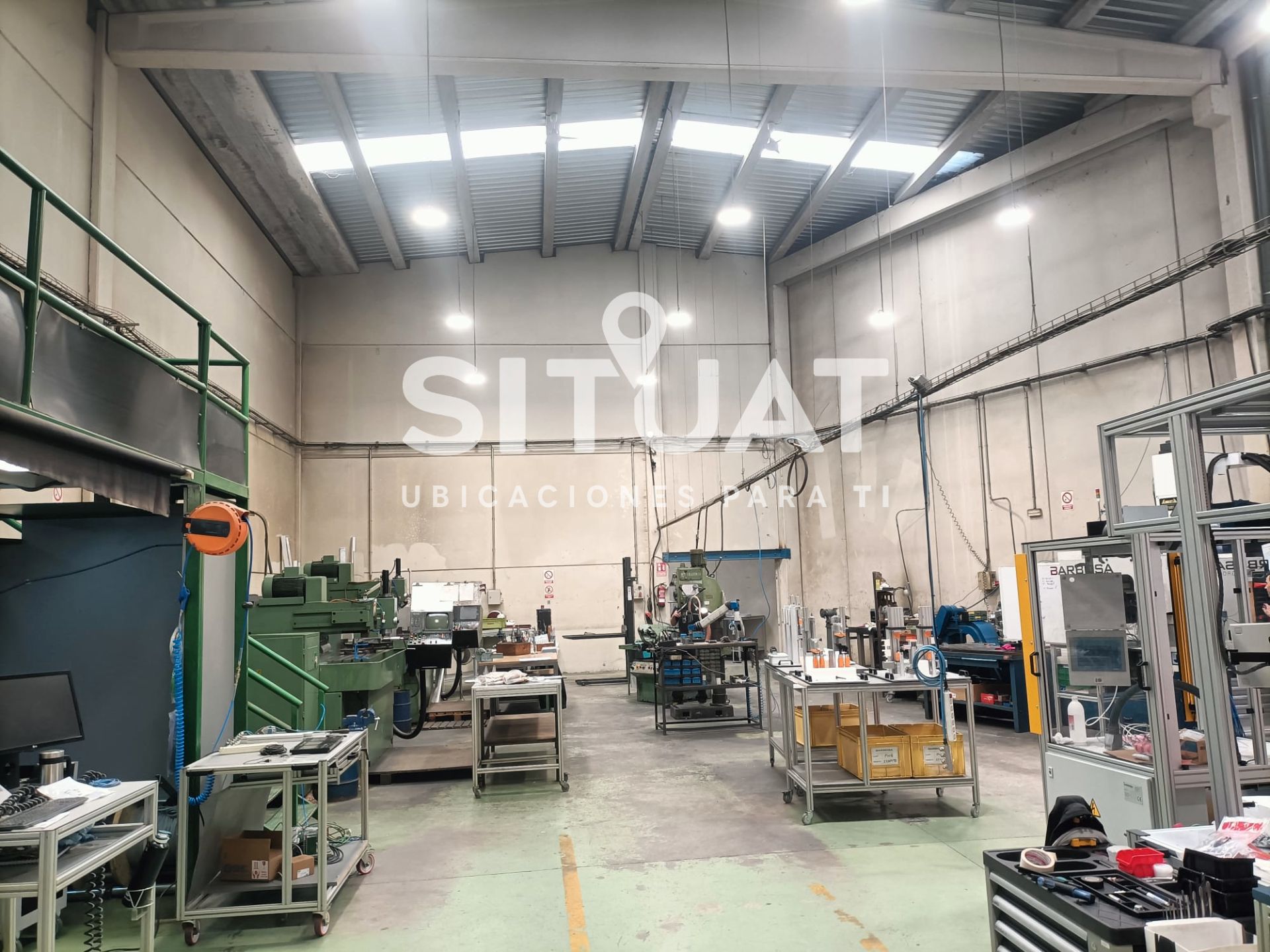 Nau industrial de lloguer en Sant Andreu de la Barca amb Calefacció i Alarma