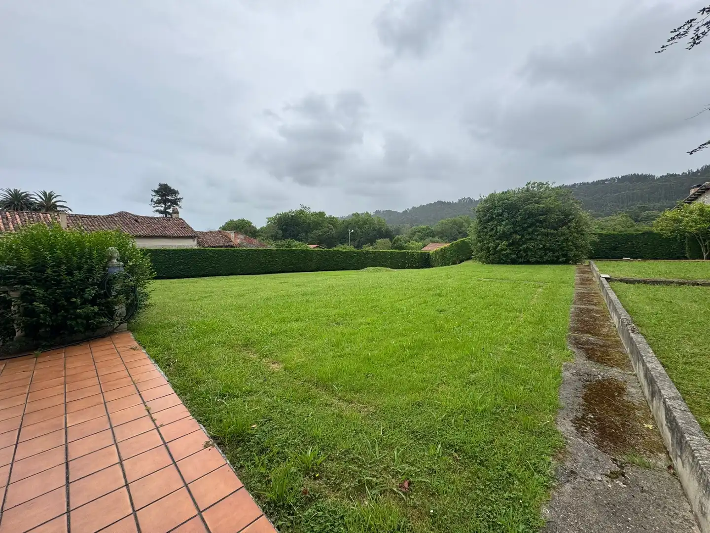 Casa adosada en venda en Llanes amb Calefacció, Jardí privat i Parquet