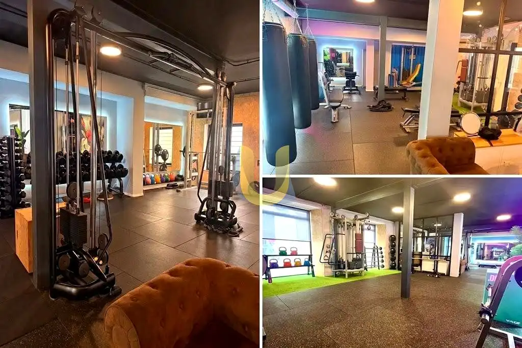 Business premises for transfer in Centro, imagen 2