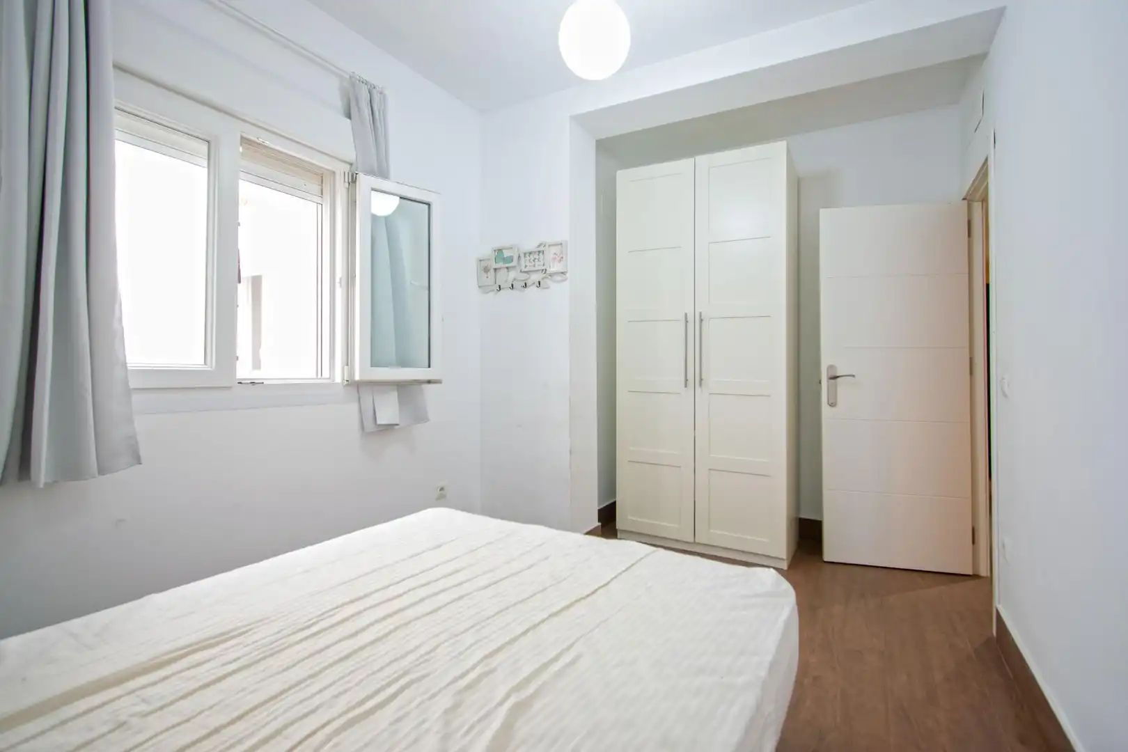 Bedroom of Flat for sale in San Pablo - Santa Justa