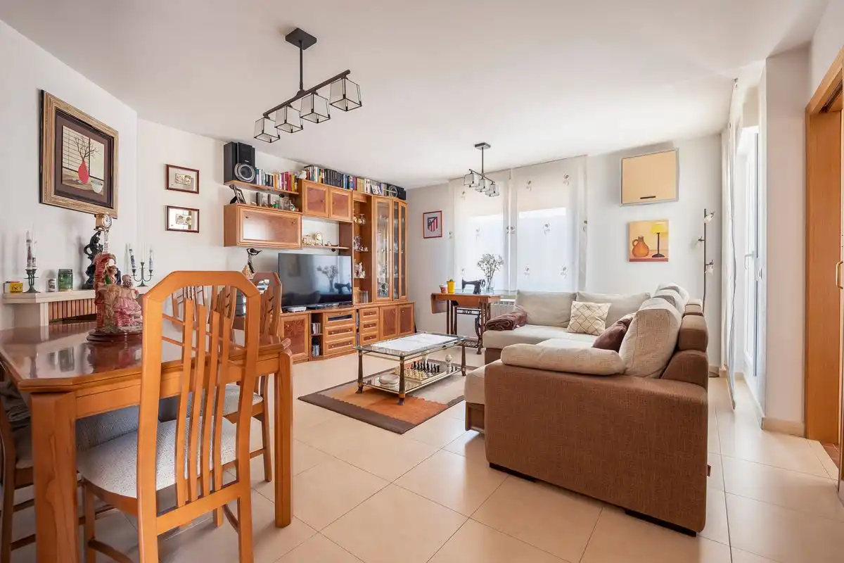 Sala de estar de Casa o chalet en venta en Titulcia con Aire acondicionado, Calefacción y Jardín privado
