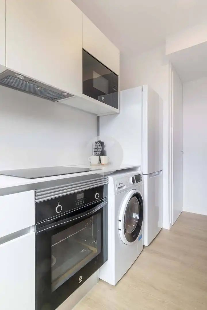 Cocina de Piso de alquiler en L'Hospitalet de Llobregat con Aire acondicionado, Calefacción y Terraza