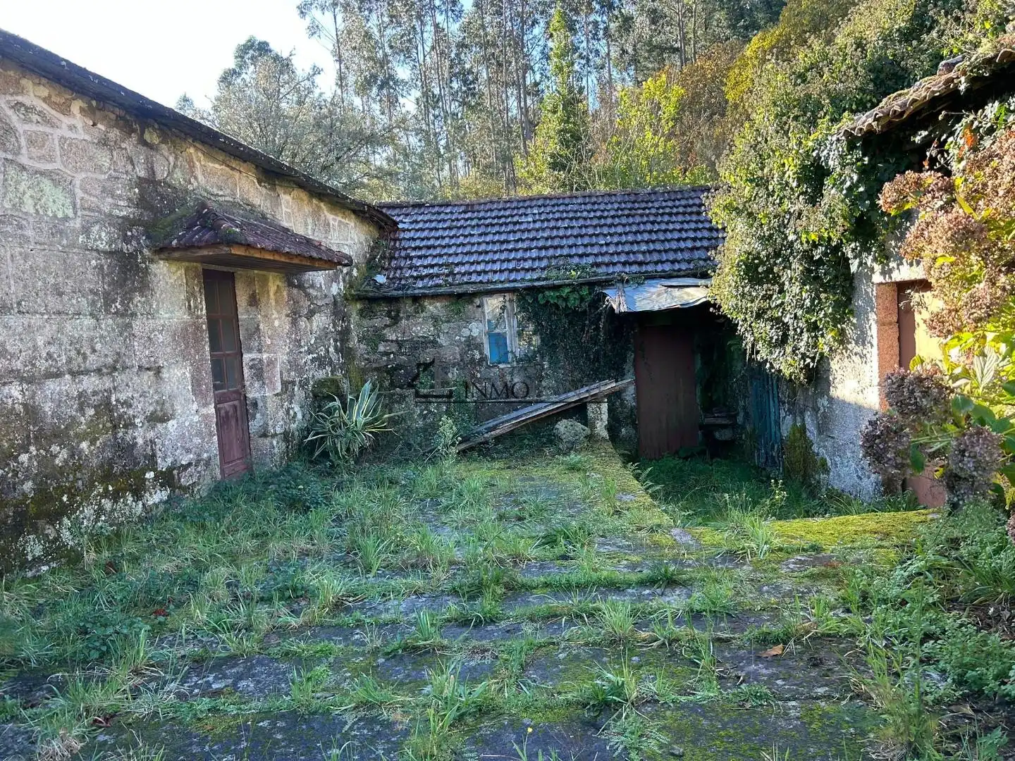 Vista exterior de Casa o xalet en venda en Cerdedo amb Jardí privat