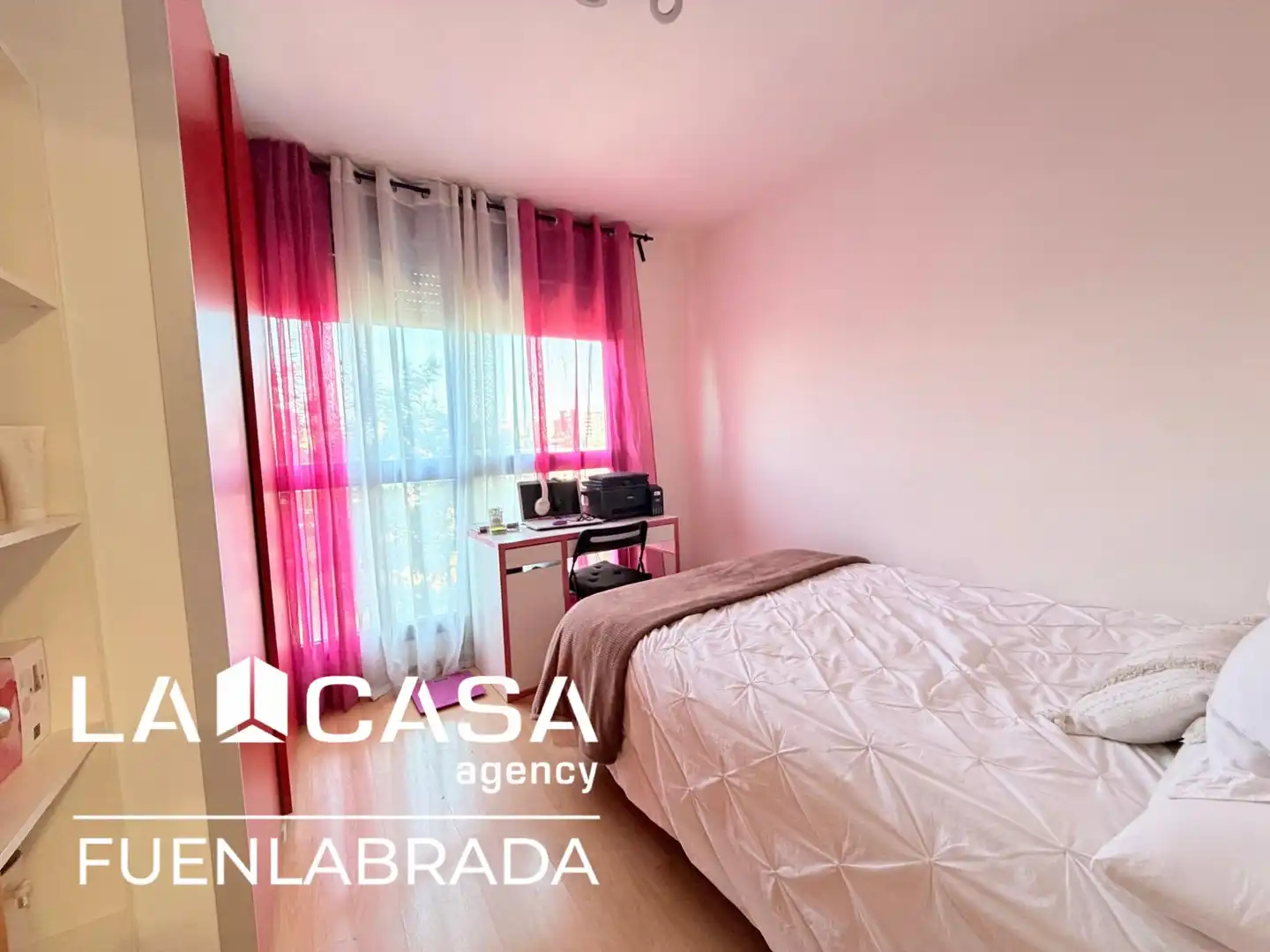 Habitación de Piso en venta en Fuenlabrada con Aire acondicionado, Trastero y Piscina