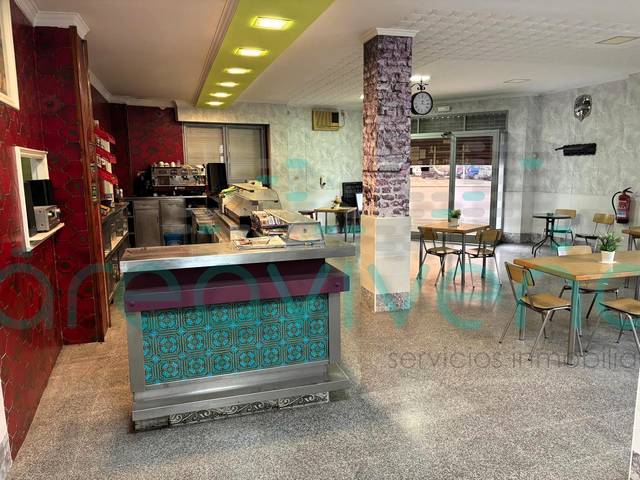 Local comercial en Alquiler en Avenida de Valencia - Avenida de Casalduch