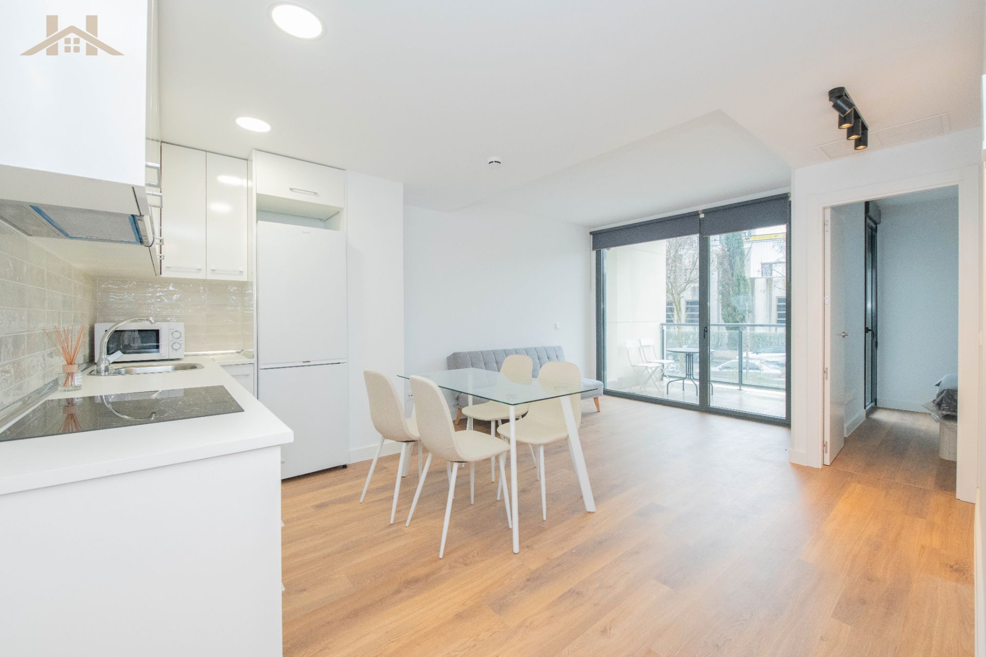 Menjador de Loft en venda en San Sebastián de los Reyes amb Aire condicionat, Terrassa i Piscina comunitària