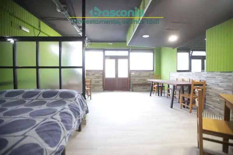 Habitación de Local en venta en Basauri  con Amueblado