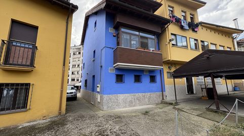 EDIFICIO COMPLETO CON RESTAURANTE EN FUNCIONAMIENTO Y DÚPLEX REFORMADO EN PLAZA DE LES CAMPES, imagen 2