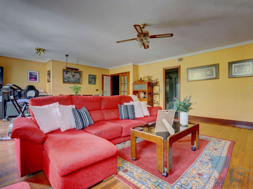 Living room of Flat for sale in Irun   with Balcony